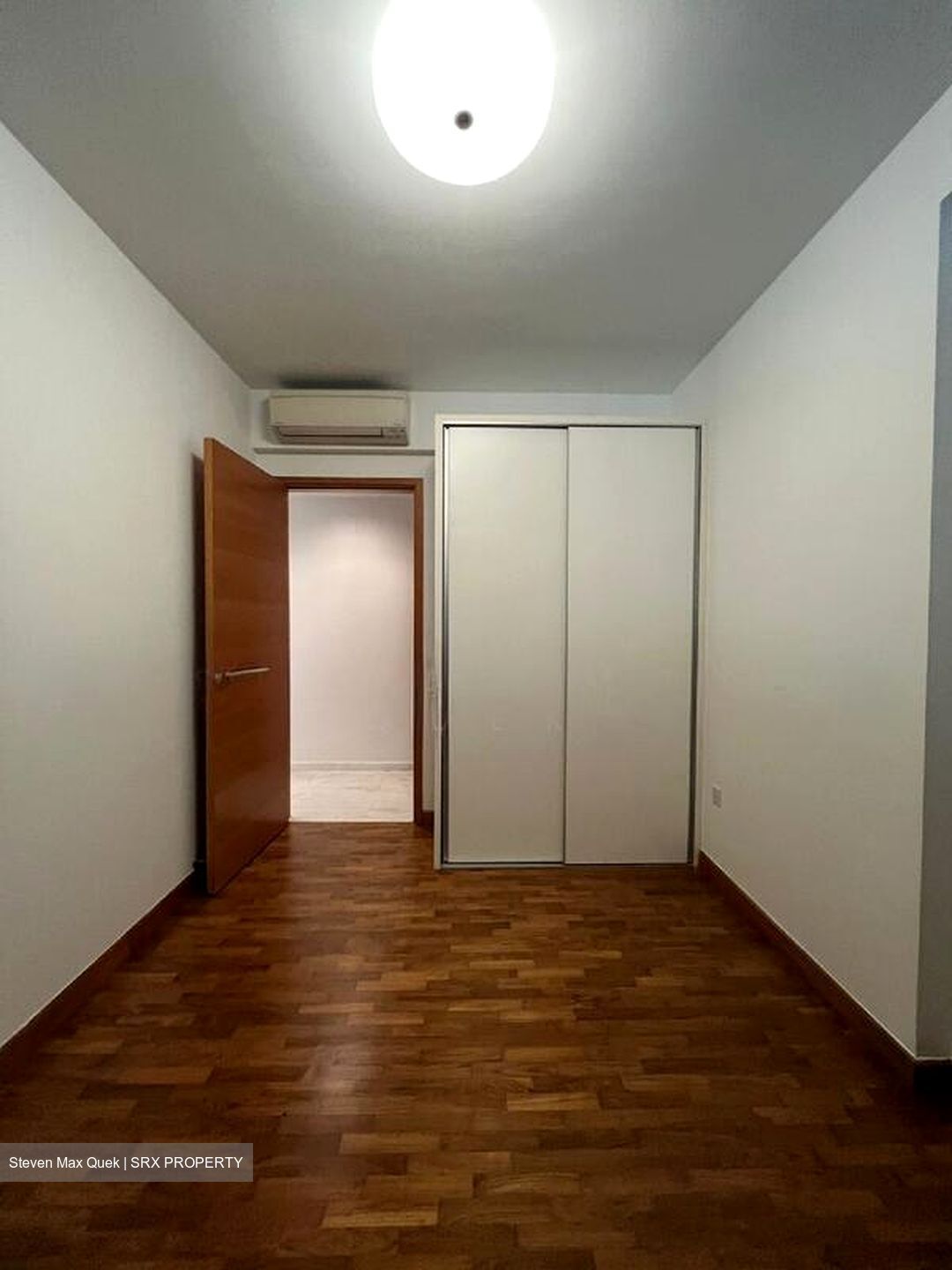 Centro Residences (D20), Condominium #566205391